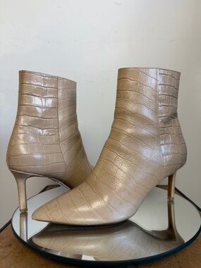 Aquatalia Beige Croc Embossed Leather Ankle Boots